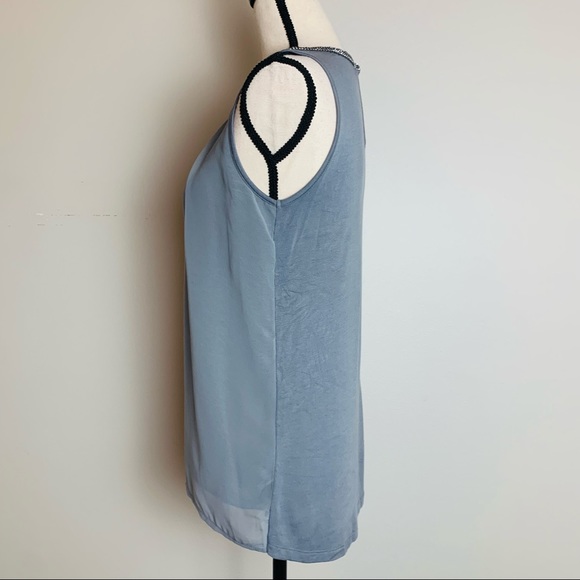 Gray Sleeveless Rhinestone Neckline Top - Picture 3 of 9